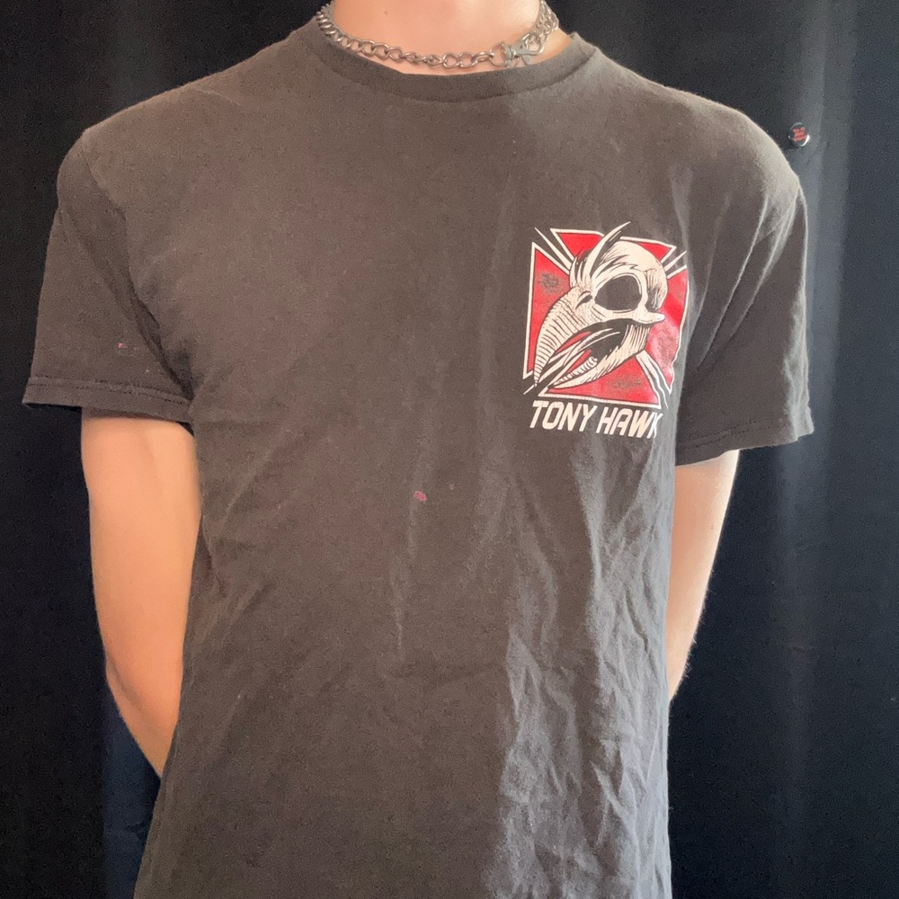 Tony Hawk Charcoal Tee with Red Graphic men’s medium birdman